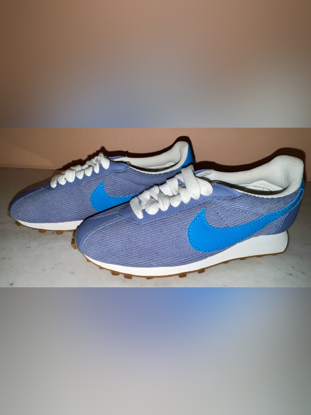 Nike Retro-Inspired Denim Blue Corduroy Sneakers, Bright Swoosh, Size 6.5 NEW